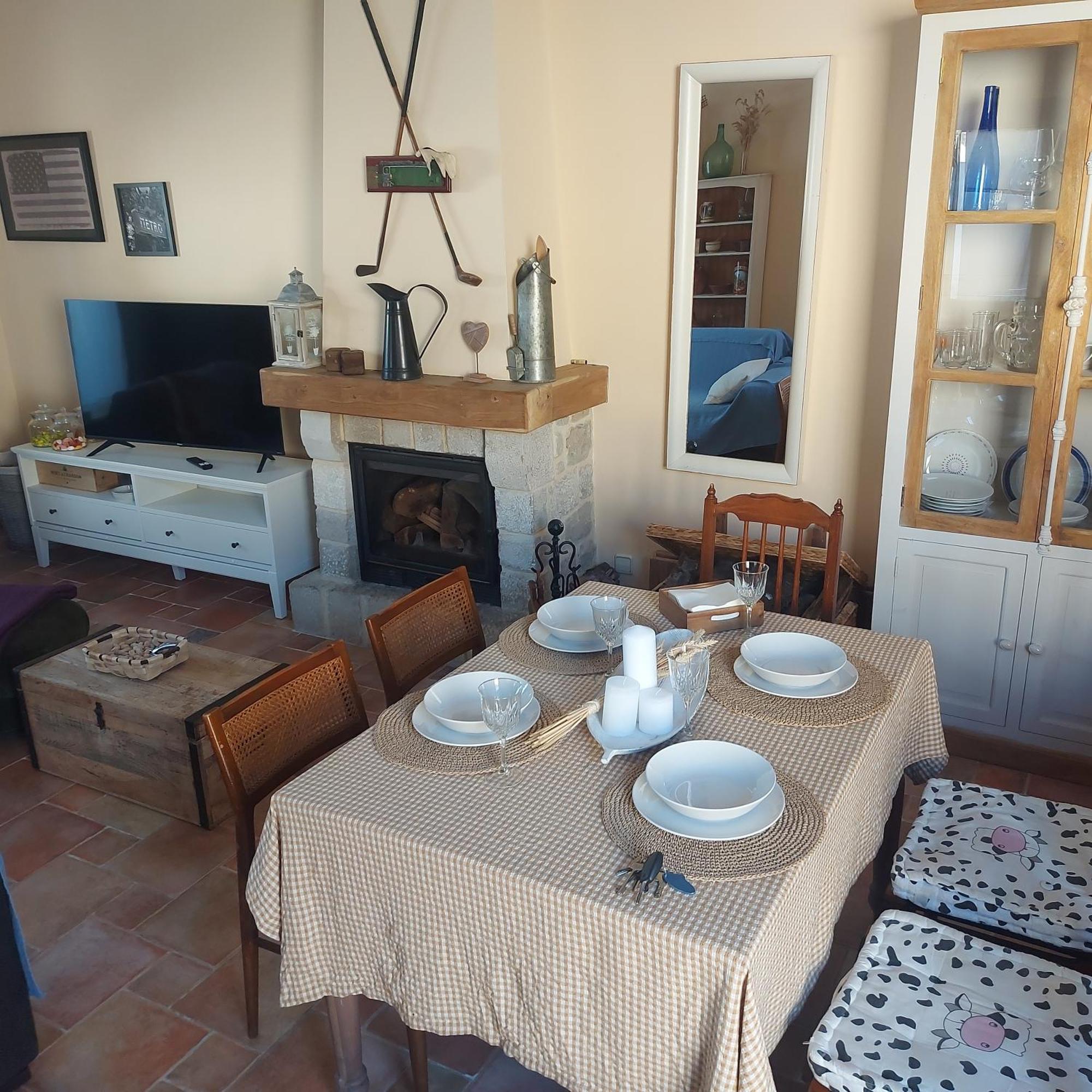 Holiday home Casa De Suenos Cadinanos